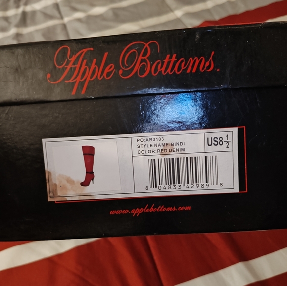 Apple Bottom Boots - Picture 2 of 5